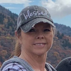 Meet your Posher, Gina